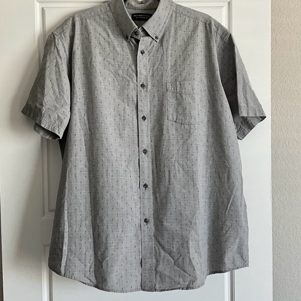 Men’s Roundtree & Yorke Gray Short Sleeve Casual Shirt